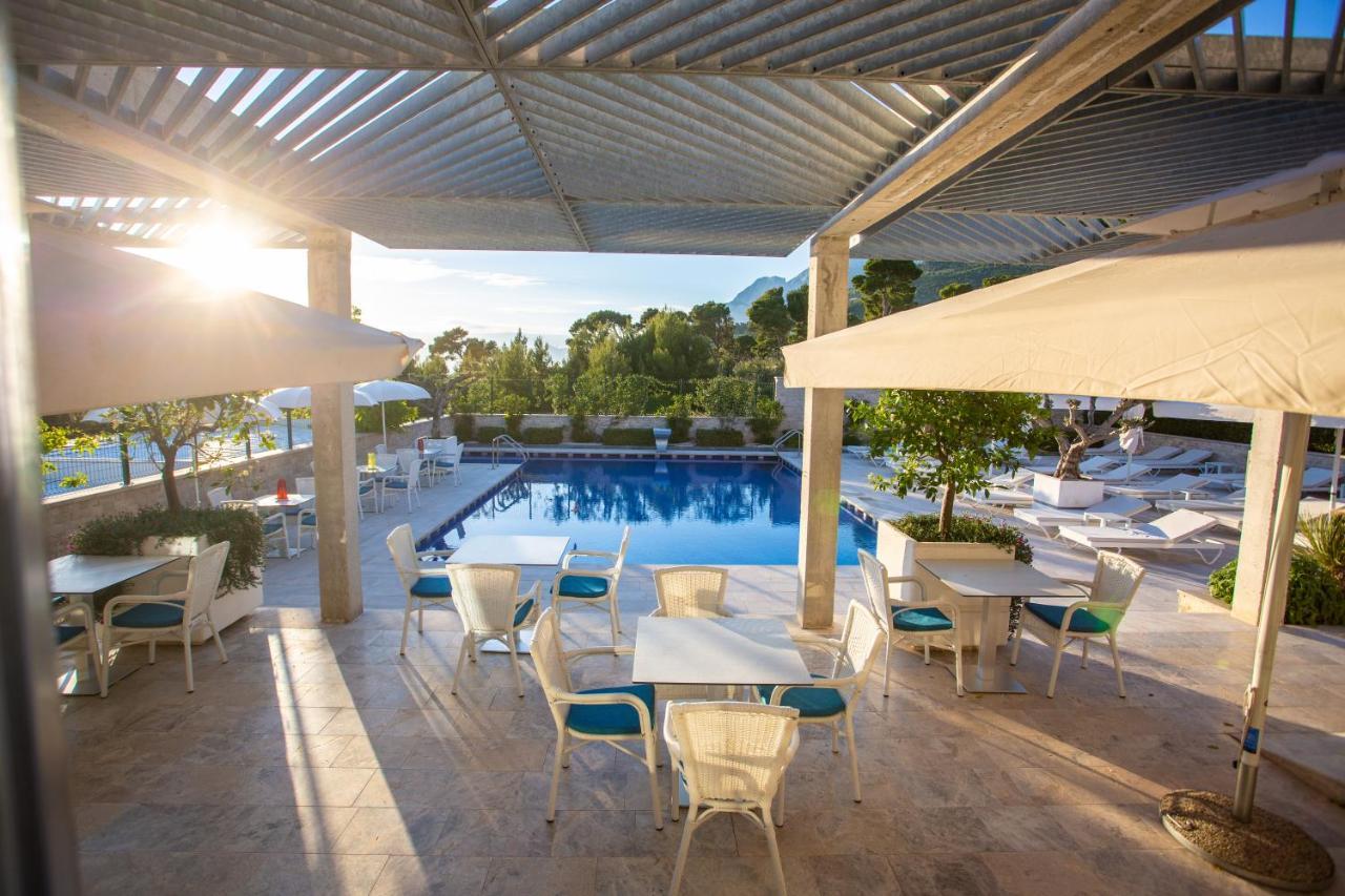 Poseidon Mobile Home Resort Makarska Ngoại thất bức ảnh
