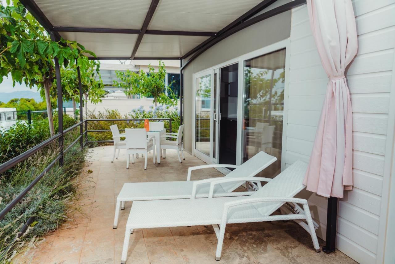 Poseidon Mobile Home Resort Makarska Ngoại thất bức ảnh