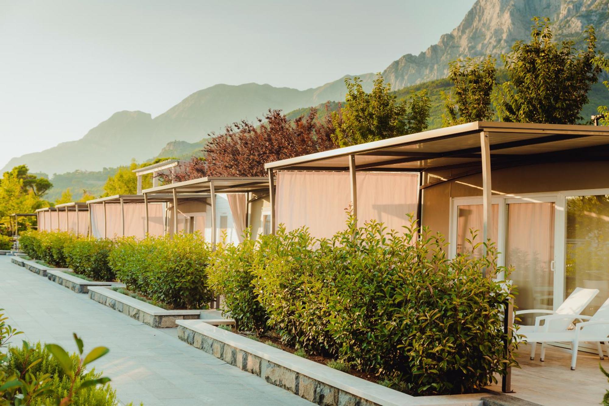 Poseidon Mobile Home Resort Makarska Ngoại thất bức ảnh