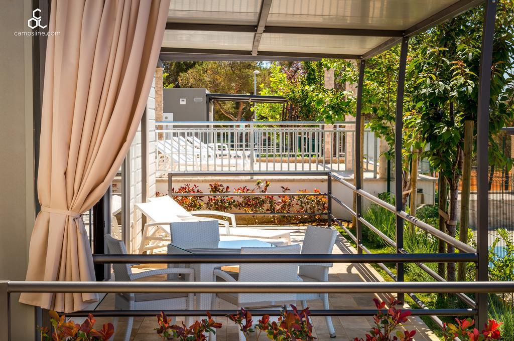 Poseidon Mobile Home Resort Makarska Ngoại thất bức ảnh